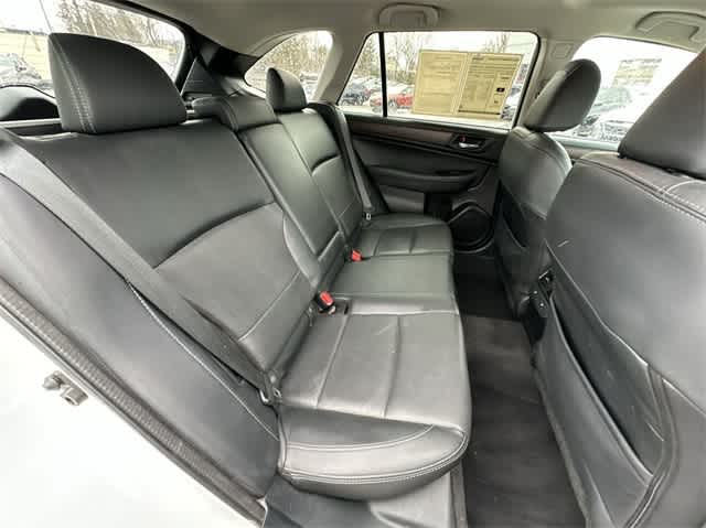 2016 Subaru Outback 2.5i Limited 24