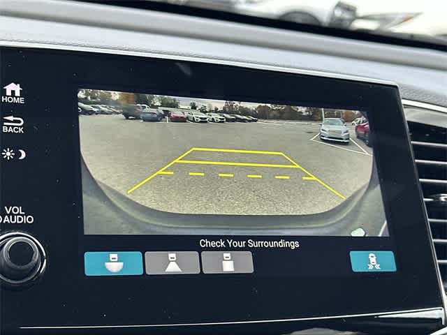 Thumbnail: 2022 Honda Pilot - 14