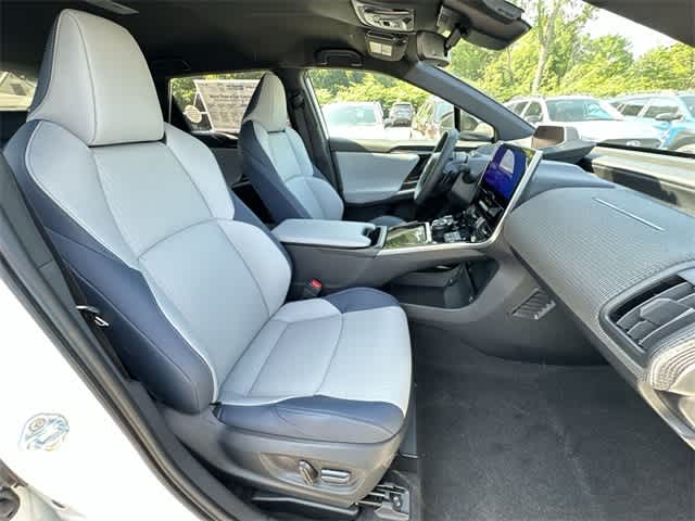 2025 Subaru Solterra Limited 20