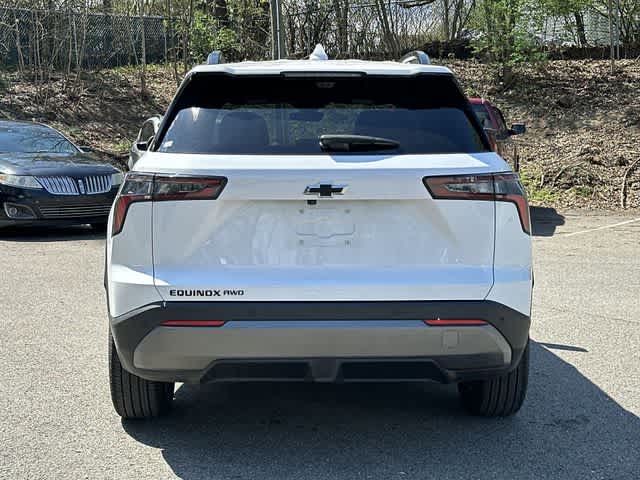 Thumbnail: 2025 Chevrolet Equinox - 4