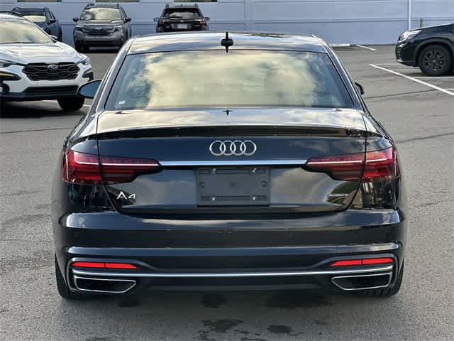 2023 Audi A4 S line Quattro Premium Plus photo 4