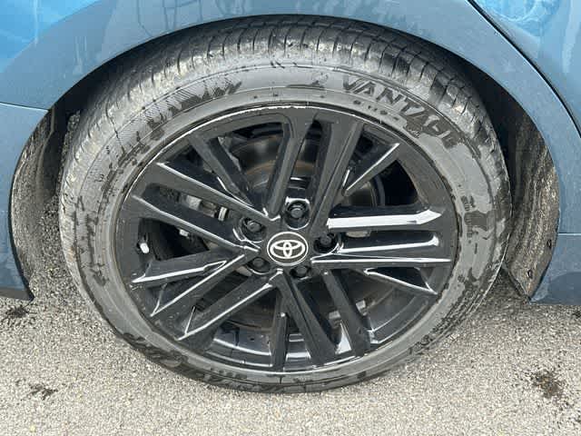 Thumbnail: 2025 Toyota Camry - 5