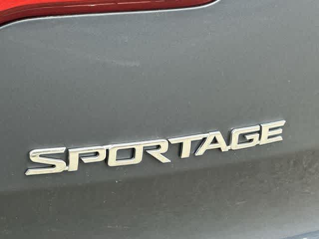 Thumbnail: 2016 Kia Sportage - 19