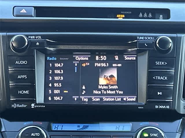 Thumbnail: 2018 Toyota RAV4 - 10