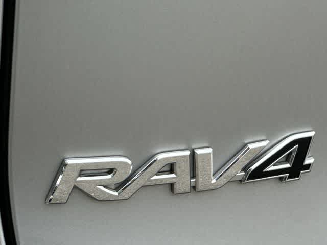 Thumbnail: 2023 Toyota RAV4 - 25