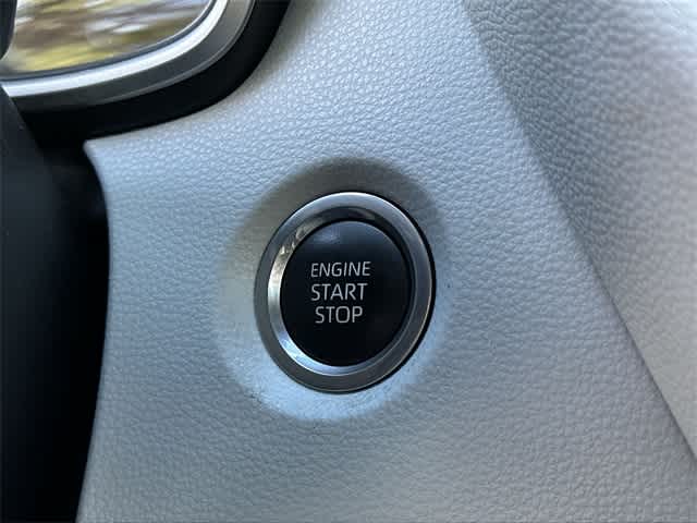 Thumbnail: 2024 Toyota Corolla - 10