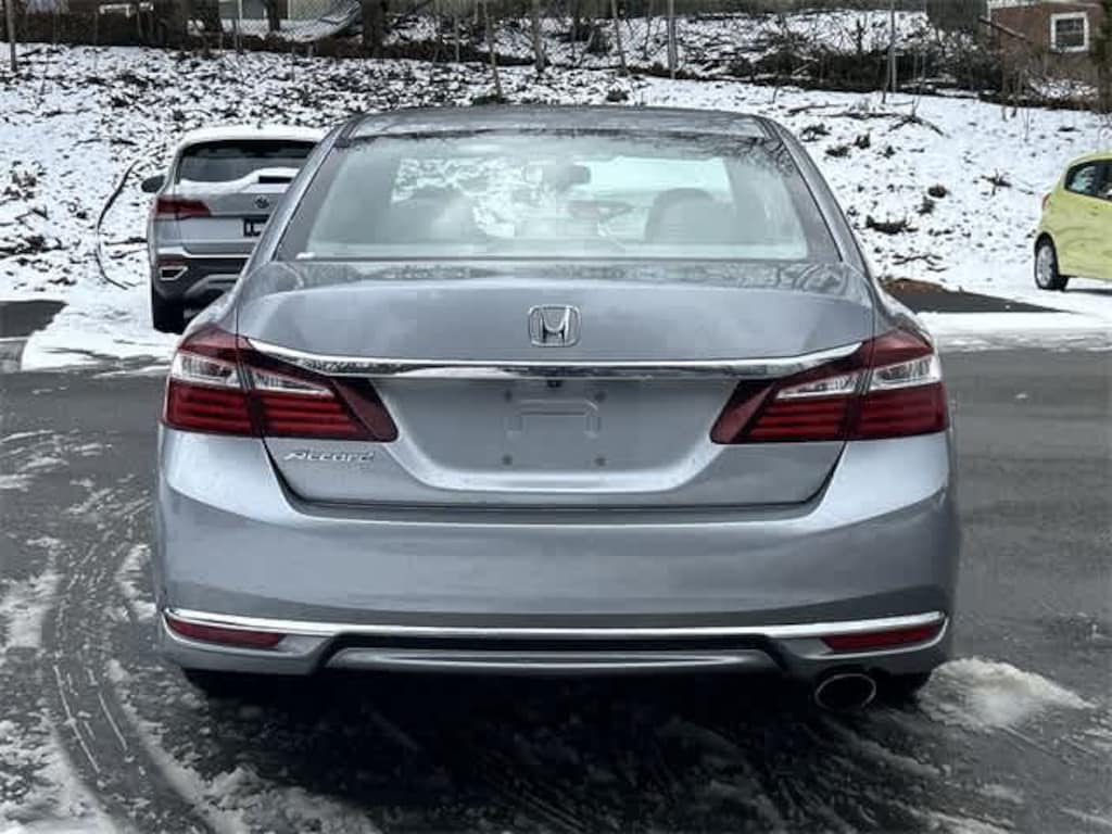 Used 2017 Honda Accord LX Sedan