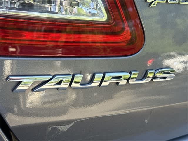 Thumbnail: 2014 Ford Taurus - 21