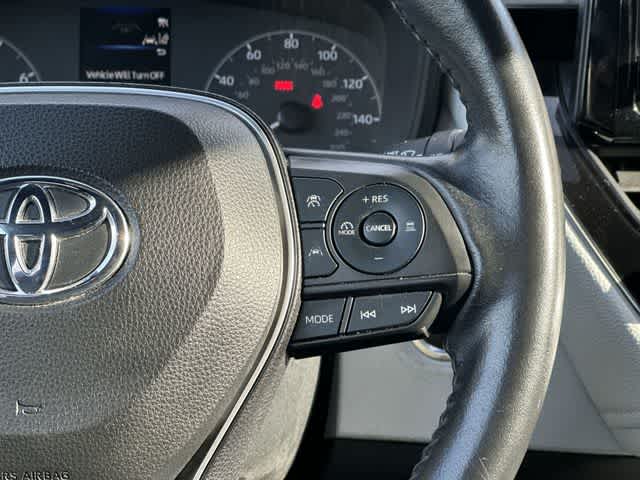 Thumbnail: 2023 Toyota Corolla - 9