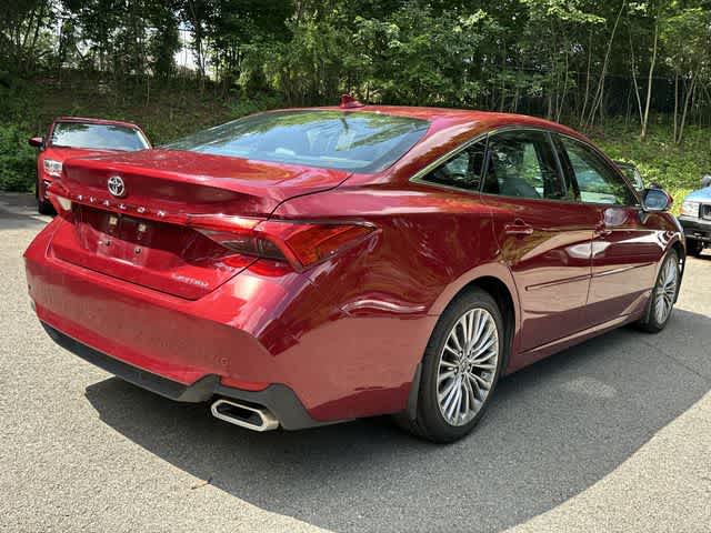 Thumbnail: 2022 Toyota Avalon - 22