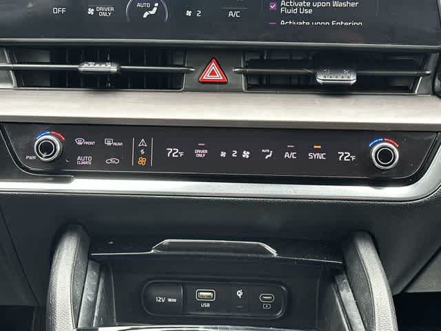 Thumbnail: 2023 Kia Sportage - 16