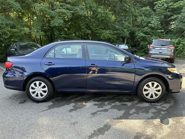 Thumbnail: 2011 Toyota Corolla - 3