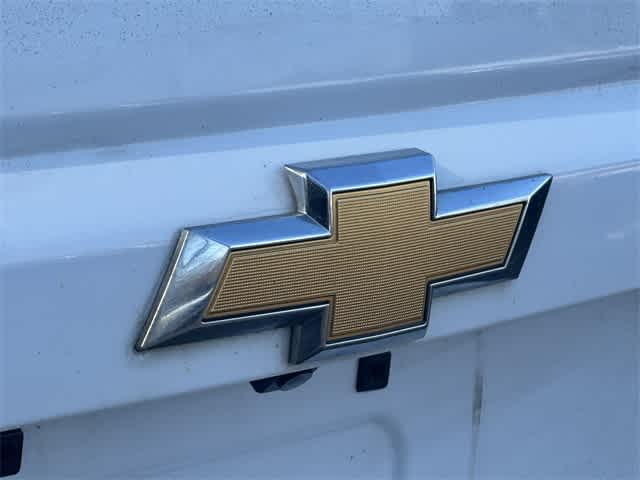 Thumbnail: 2017 Chevrolet Tahoe - 17