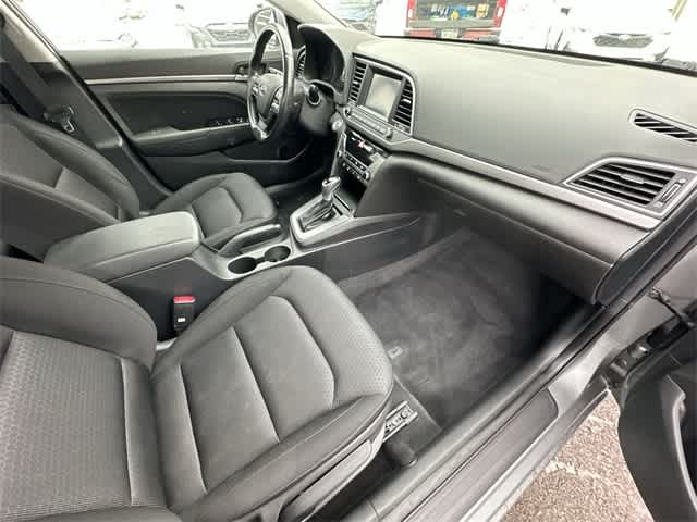 Thumbnail: 2018 Hyundai Elantra - 19