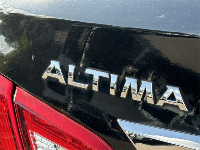 Thumbnail: 2017 Nissan Altima - 29