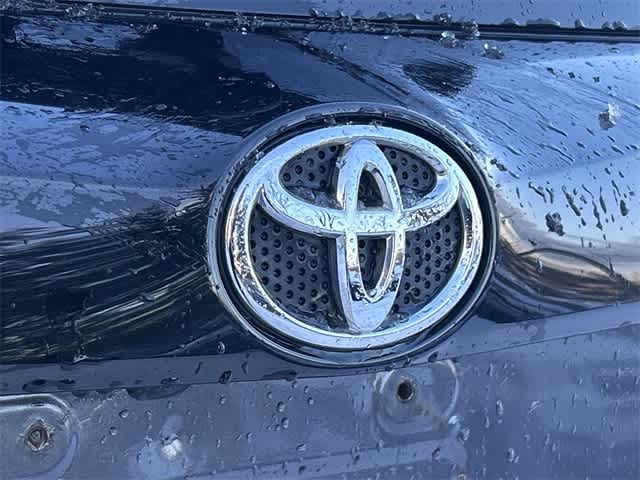 Thumbnail: 2018 Toyota RAV4 - 26