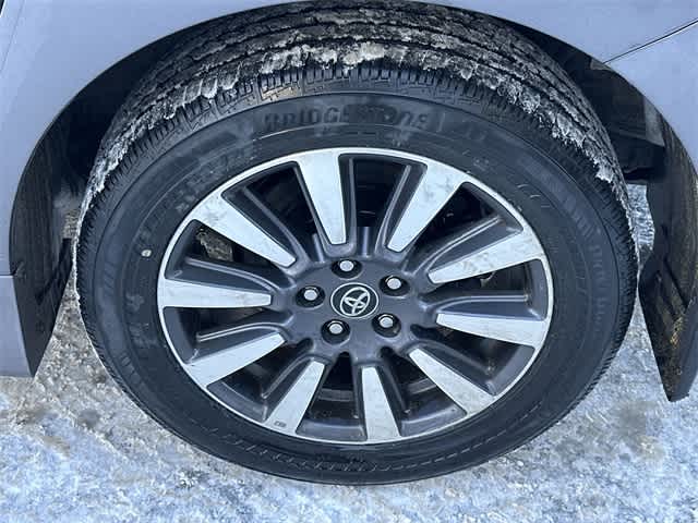 Thumbnail: 2020 Toyota Sienna - 5