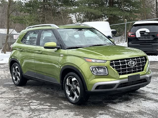 Thumbnail: 2023 Hyundai Venue - 19