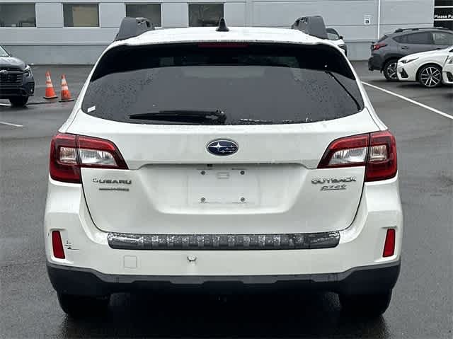 2016 Subaru Outback 2.5i Limited 4