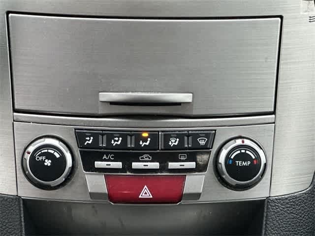 Thumbnail: 2010 Subaru Legacy - 10