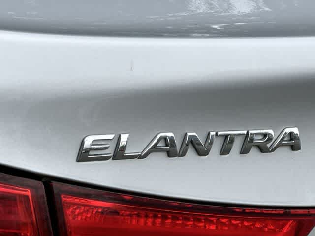 Thumbnail: 2013 Hyundai Elantra - 16