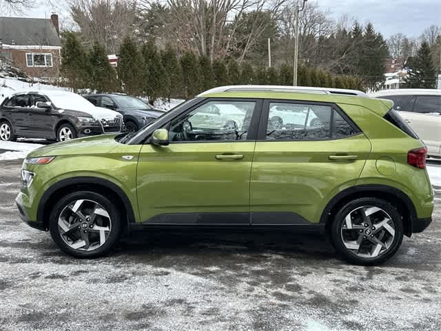 Thumbnail: 2023 Hyundai Venue - 2