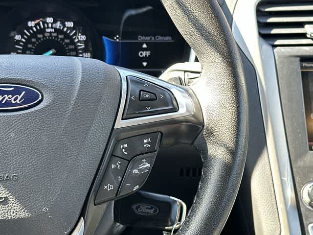 Thumbnail: 2016 Ford Fusion - 9