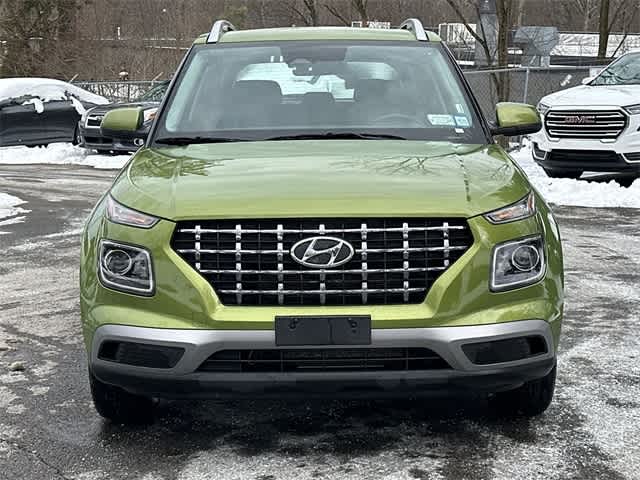 Thumbnail: 2023 Hyundai Venue - 18