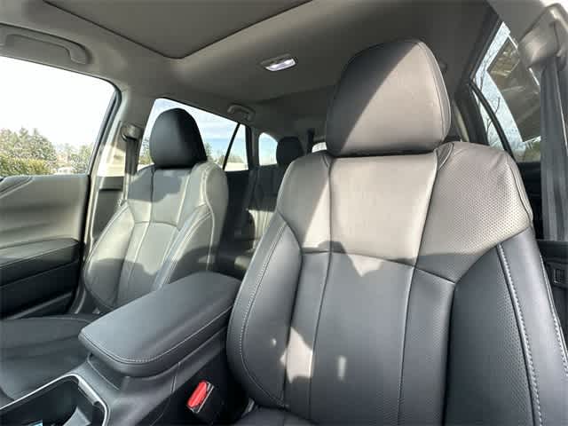 Thumbnail: 2025 Subaru Outback - 17