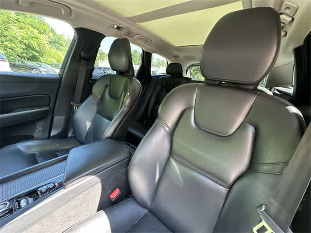 Thumbnail: 2019 Volvo XC60 - 15