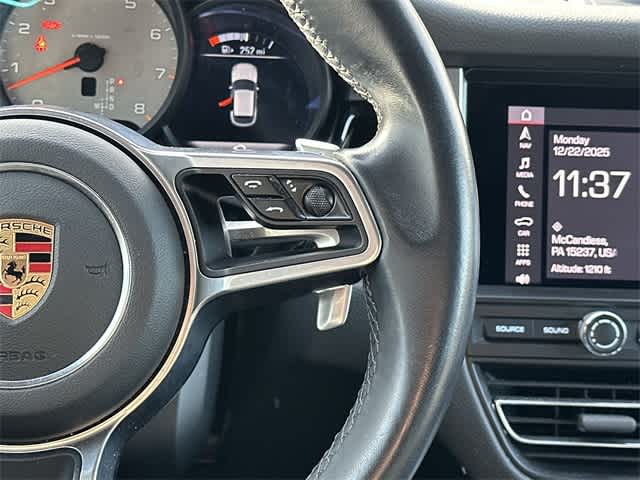 Thumbnail: 2020 Porsche Macan - 10