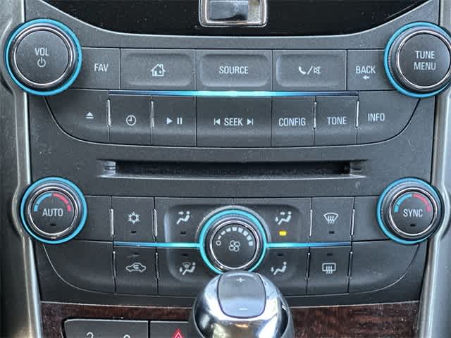 Thumbnail: 2013 Chevrolet Malibu - 12