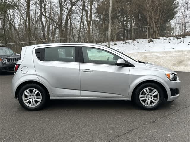 Thumbnail: 2015 Chevrolet Sonic - 3
