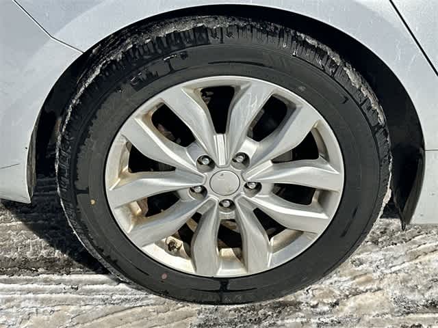 Thumbnail: 2015 Kia Optima - 21