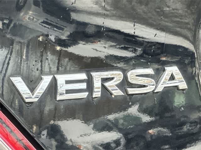 Thumbnail: 2012 Nissan Versa - 21