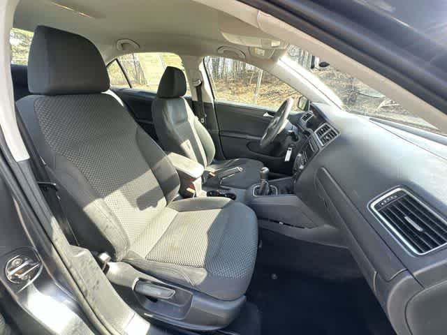 Thumbnail: 2014 Volkswagen Jetta - 15