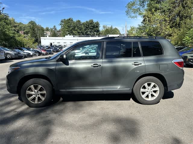 Thumbnail: 2013 Toyota Highlander - 2