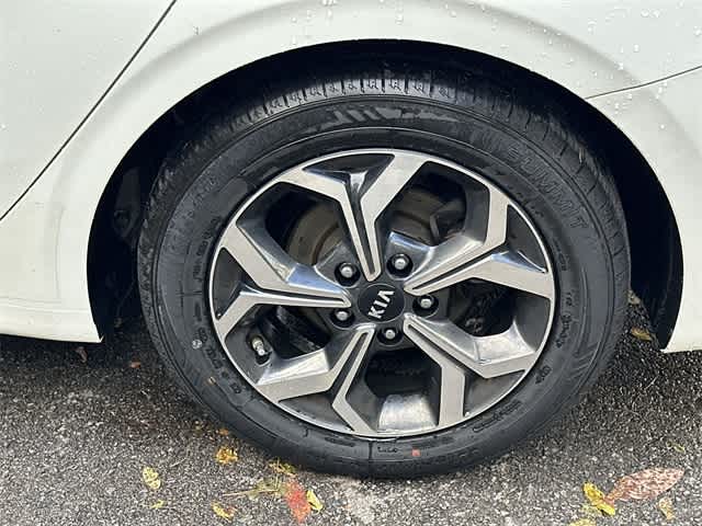 Thumbnail: 2020 Kia Forte - 5