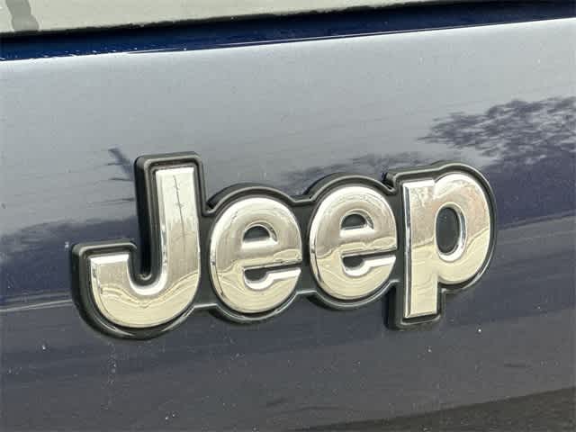 Thumbnail: 2016 Jeep Cherokee - 18