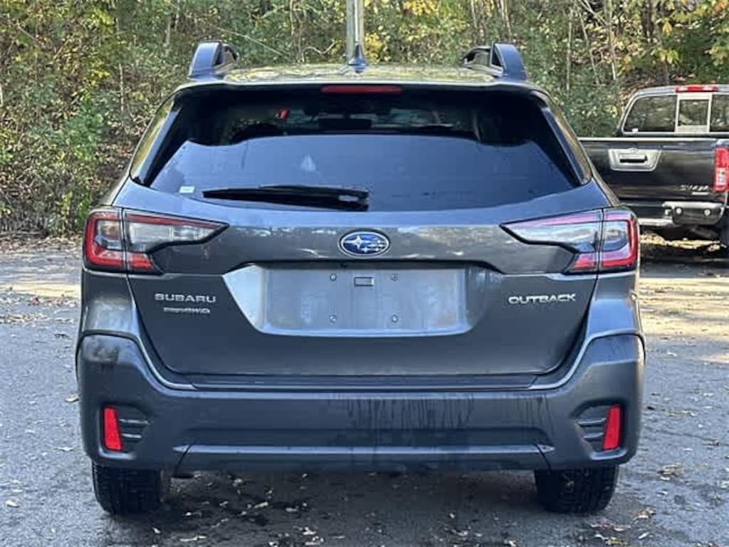 Used 2021 Subaru Outback Premium SUV