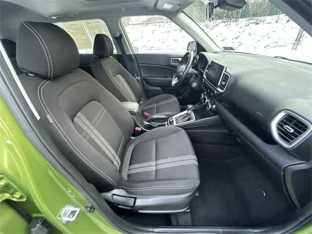 Thumbnail: 2023 Hyundai Venue - 18