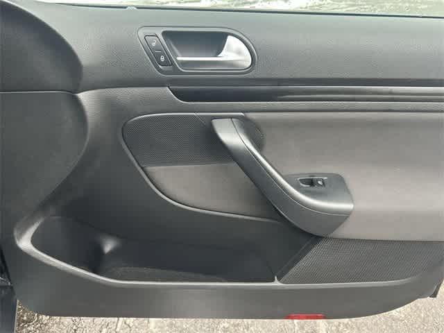 Thumbnail: 2012 Volkswagen Jetta - 16