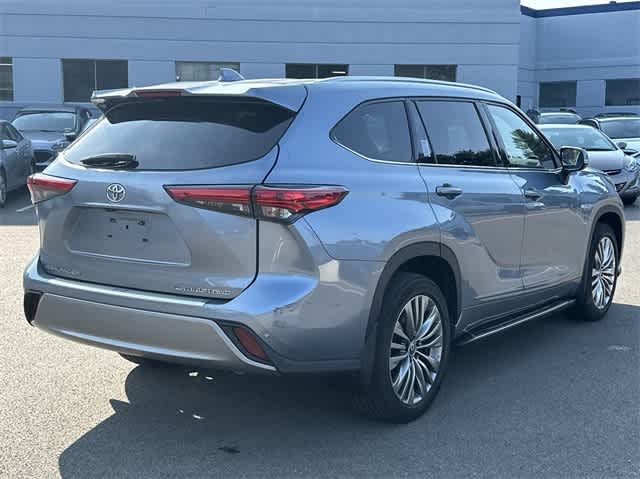 Used 2020 Toyota Highlander Platinum with VIN 5TDFZRBH8LS044093 for sale in Pittsburgh, PA