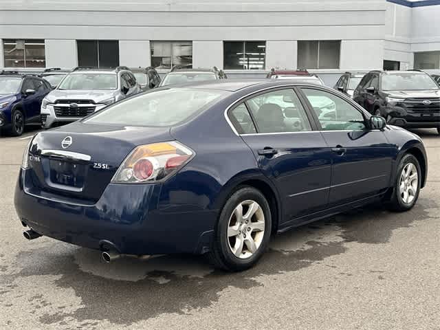 Thumbnail: 2009 Nissan Altima - 28