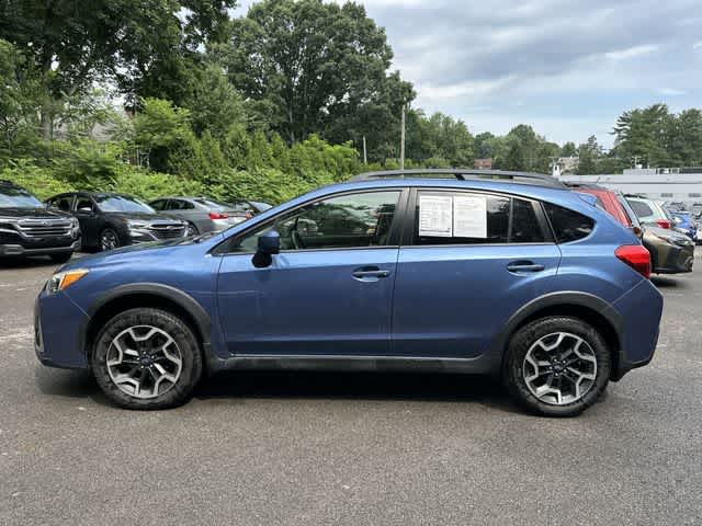 Thumbnail: 2017 Subaru Crosstrek - 2