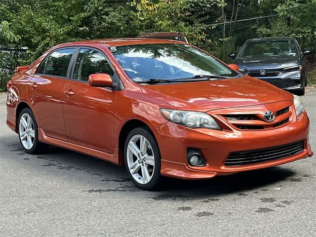 Thumbnail: 2013 Toyota Corolla - 19