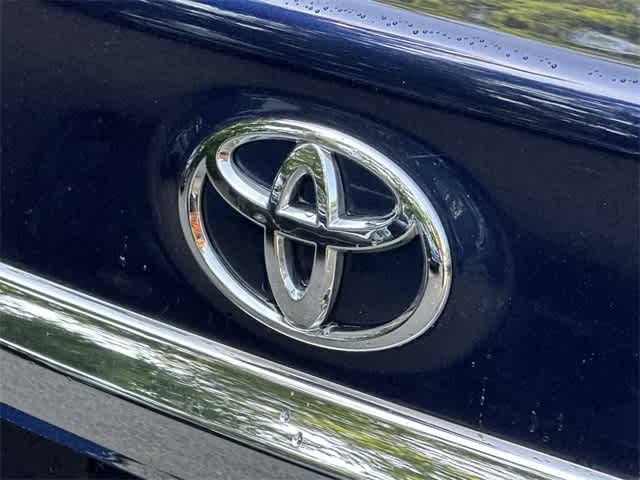 Thumbnail: 2011 Toyota Corolla - 23
