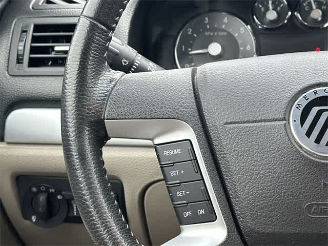 Thumbnail: 2009 Mercury Milan - 9