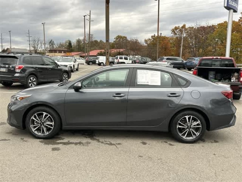 Used 2023 Kia Forte LXS Sedan