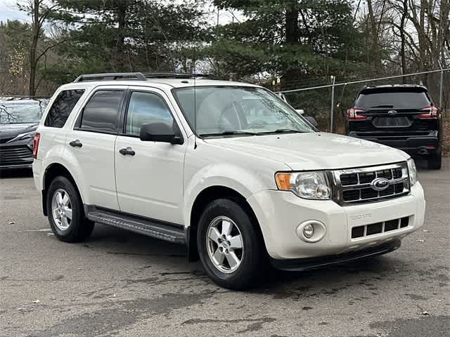 Thumbnail: 2010 Ford Escape - 17